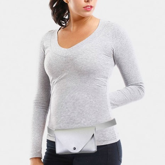 Envelope Fanny Pack *ONLY SILVER LEFT* - Picture 7 of 8